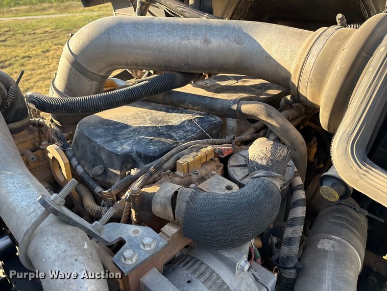 image for item EM0524 2009 International Pro Star flatbed truck