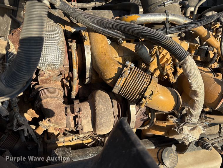 image for item EM0524 2009 International Pro Star flatbed truck