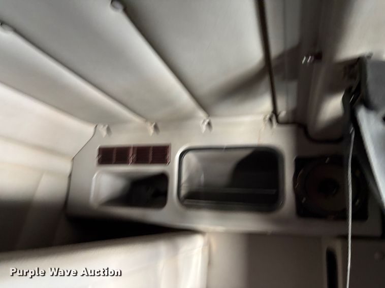 image for item EM0537 2006 Peterbilt 379 semi truck