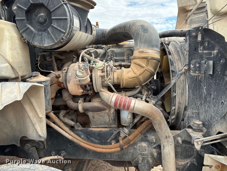 image for item EM0581 2004 Mack CX613 flatbed truck