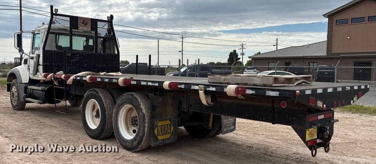 image for item EM0583 2008 Mack GU713 flatbed truck