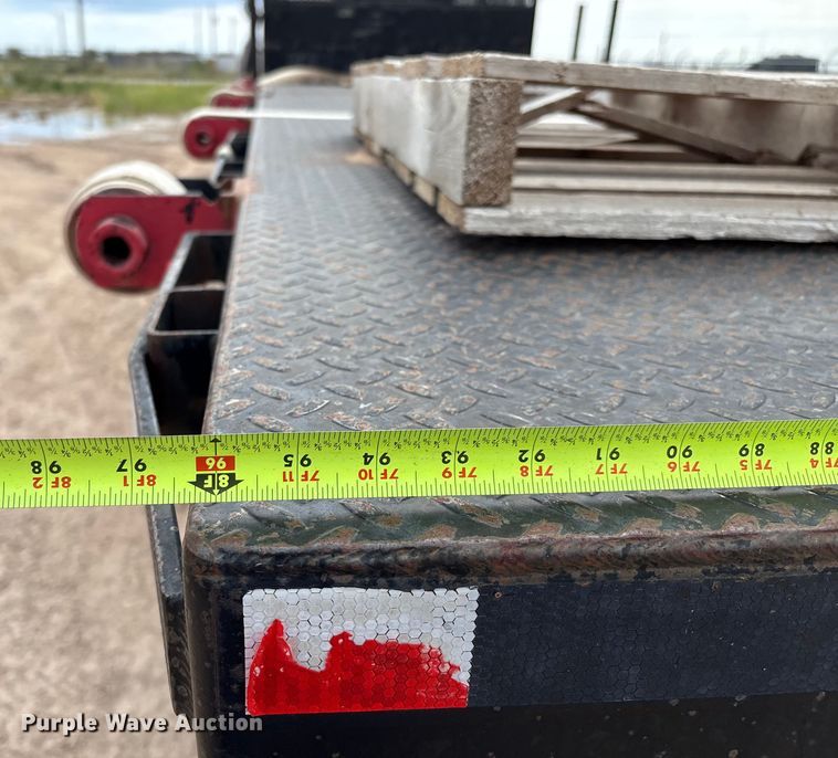 image for item EM0583 2008 Mack GU713 flatbed truck