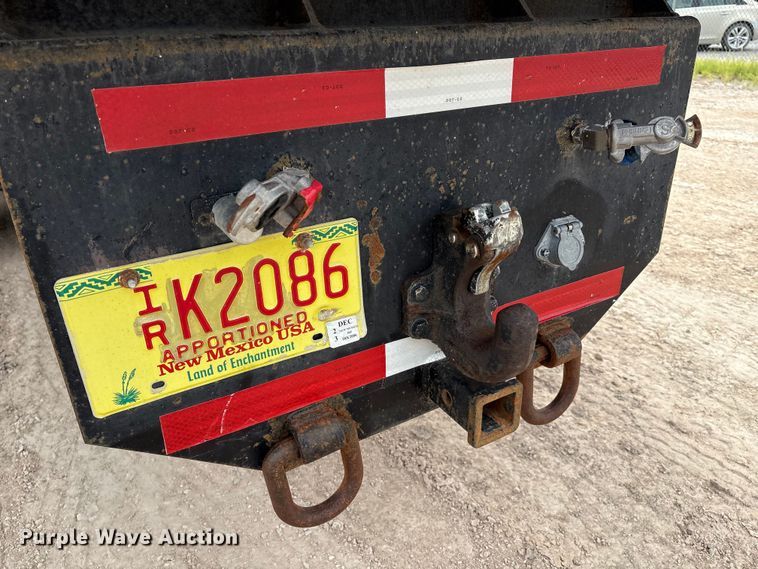 image for item EM0583 2008 Mack GU713 flatbed truck