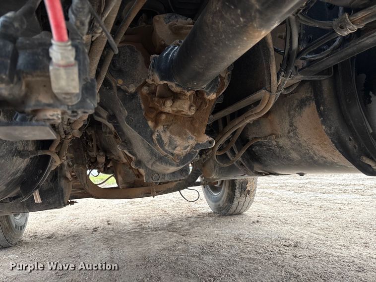 image for item EM0583 2008 Mack GU713 flatbed truck