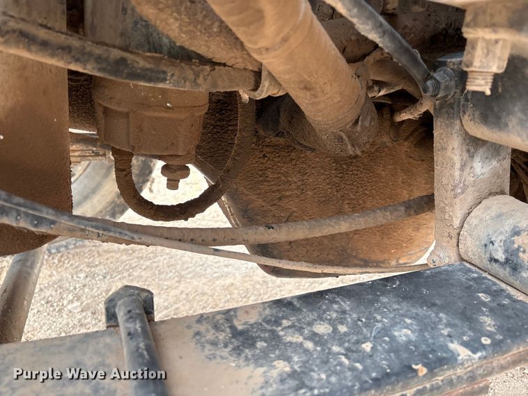 image for item EM0583 2008 Mack GU713 flatbed truck