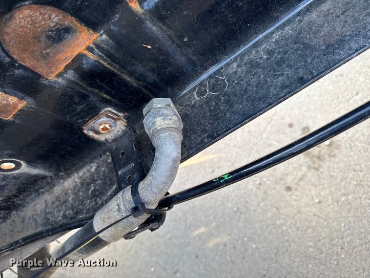 image for item EM2305 2016 Mack CXU613 semi truck