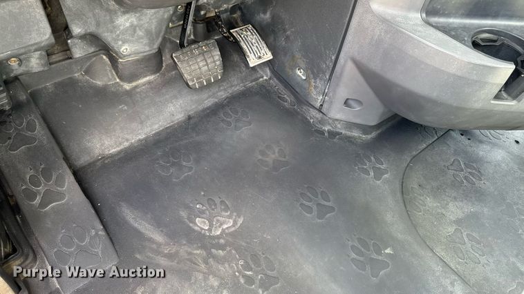 image for item EM2305 2016 Mack CXU613 semi truck