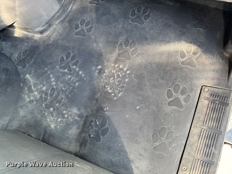 image for item EM2305 2016 Mack CXU613 semi truck