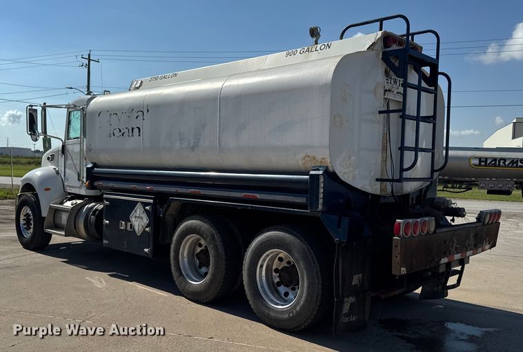 image for item EM2306 2012 Peterbilt 348 water truck