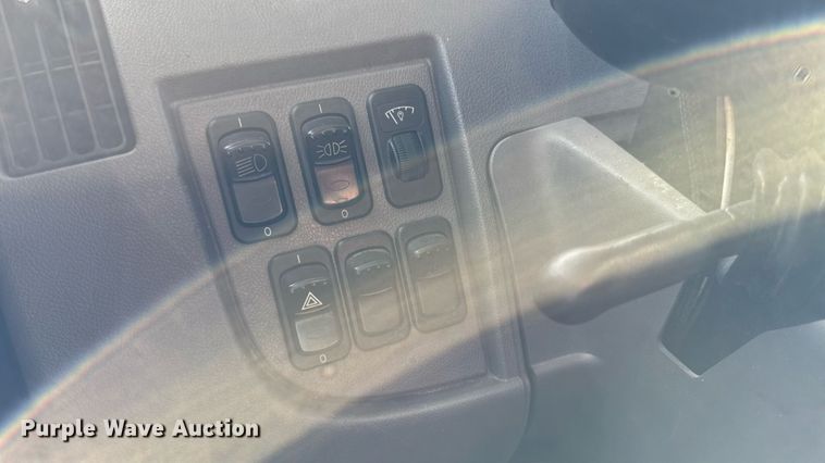 image for item EM2306 2012 Peterbilt 348 water truck