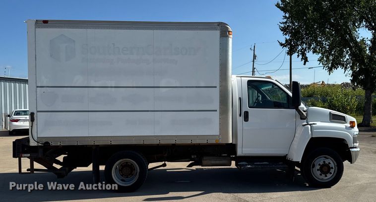 image for item EM2307 2006 Chevrolet C4500 box truck