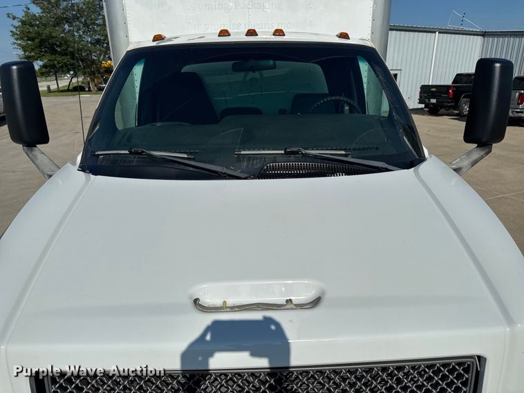 image for item EM2307 2006 Chevrolet C4500 box truck