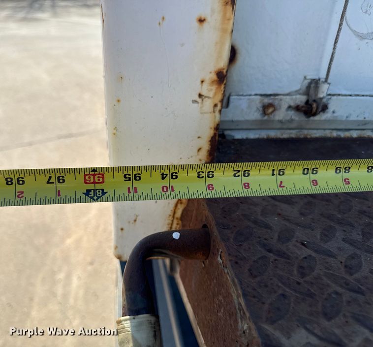 image for item EM2307 2006 Chevrolet C4500 box truck