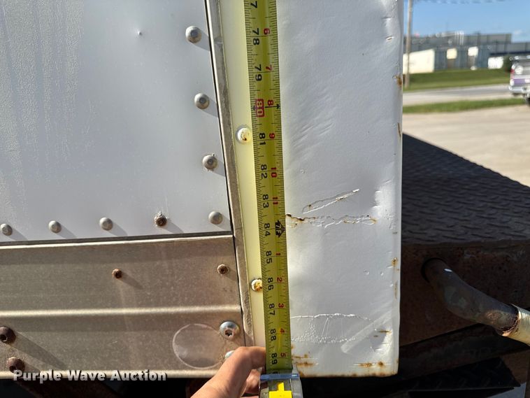 image for item EM2307 2006 Chevrolet C4500 box truck