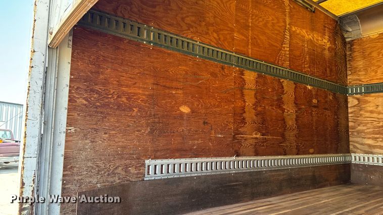 image for item EM2307 2006 Chevrolet C4500 box truck