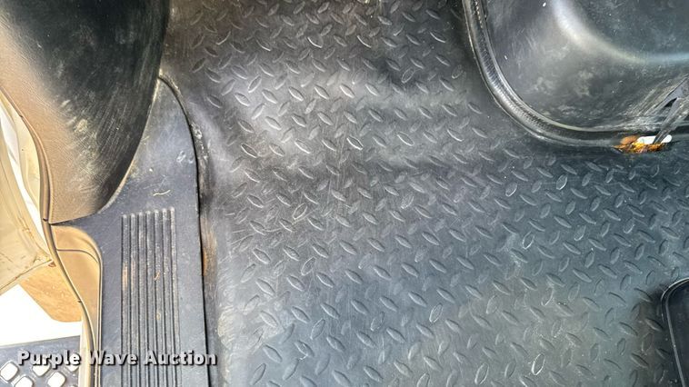 image for item EM2307 2006 Chevrolet C4500 box truck