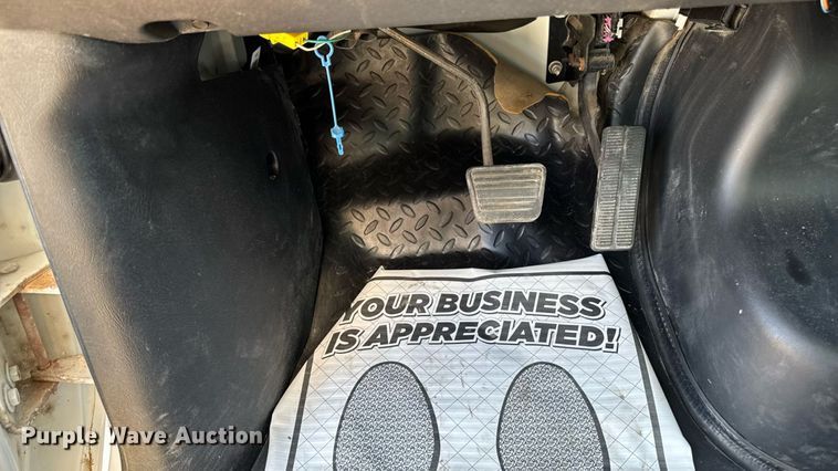 image for item EM2307 2006 Chevrolet C4500 box truck