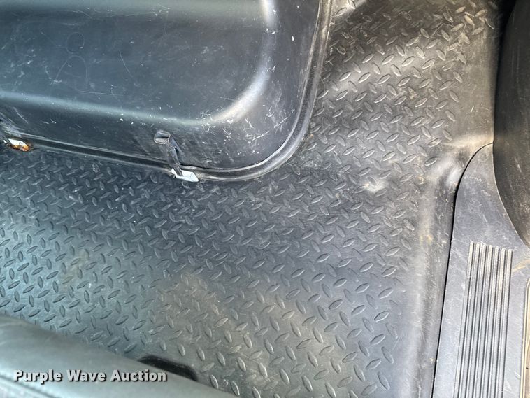 image for item EM2307 2006 Chevrolet C4500 box truck