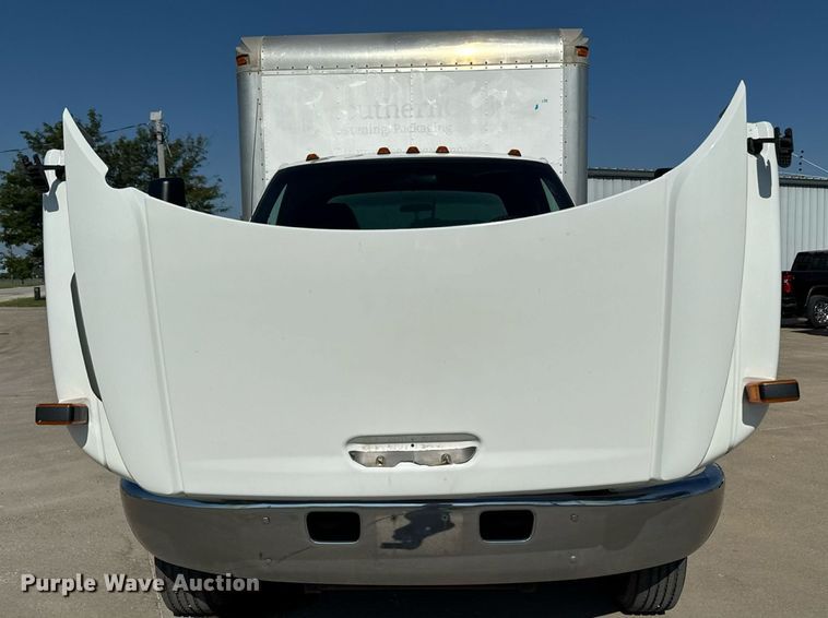 image for item EM2307 2006 Chevrolet C4500 box truck