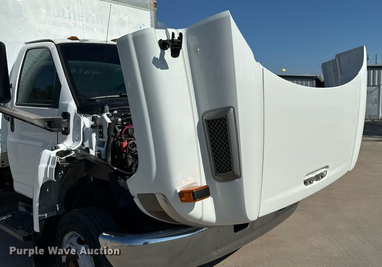 image for item EM2307 2006 Chevrolet C4500 box truck
