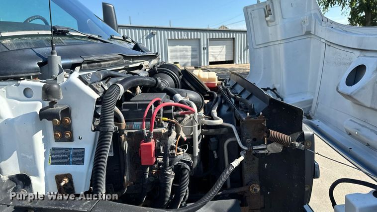 image for item EM2307 2006 Chevrolet C4500 box truck