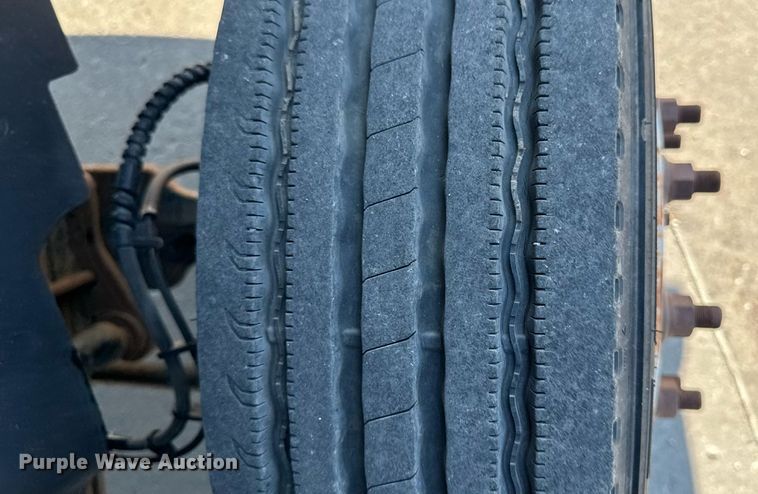 image for item EM2307 2006 Chevrolet C4500 box truck