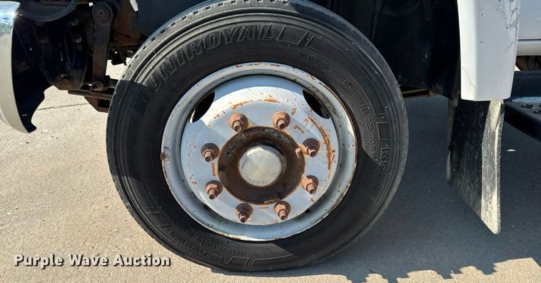 image for item EM2307 2006 Chevrolet C4500 box truck