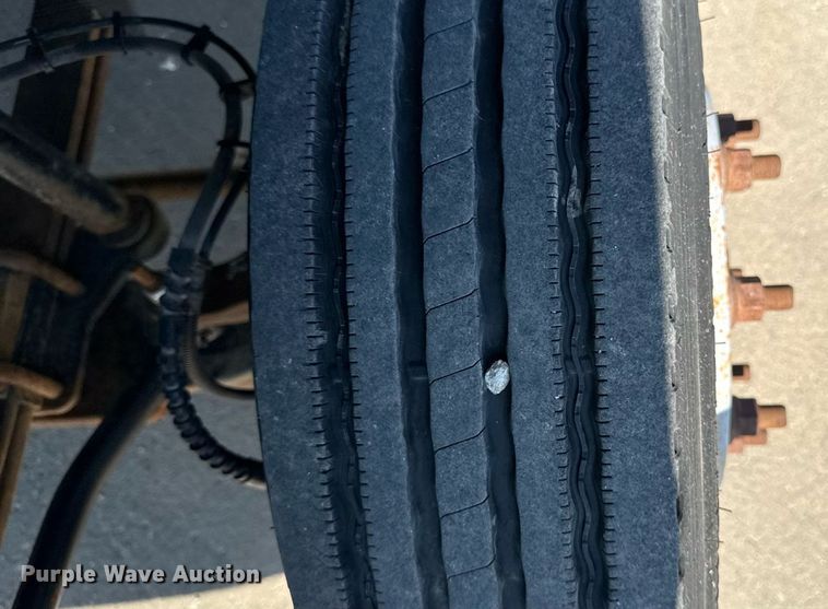 image for item EM2307 2006 Chevrolet C4500 box truck