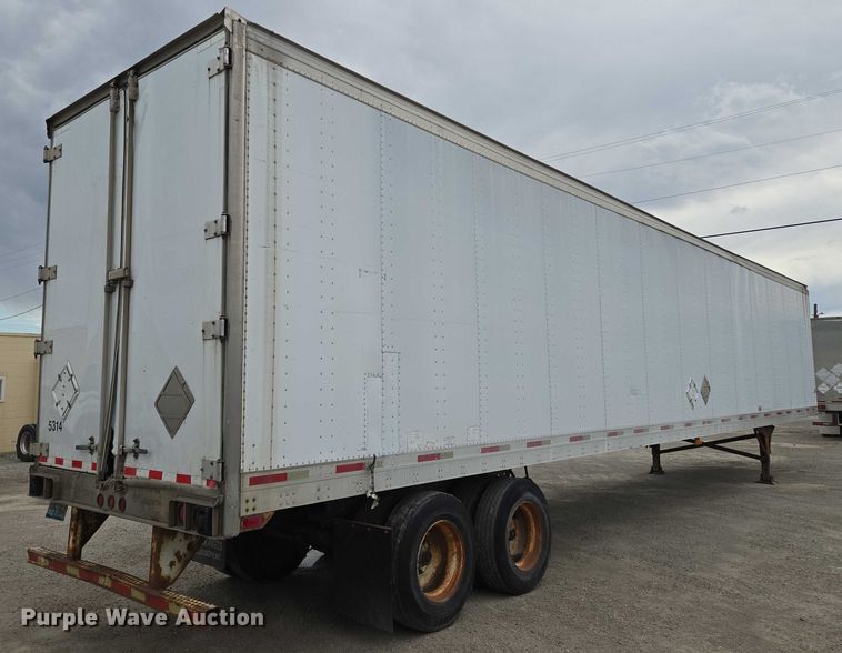 image for item EM7360 1997 Utility Trailer Manufacturer dry van trailer