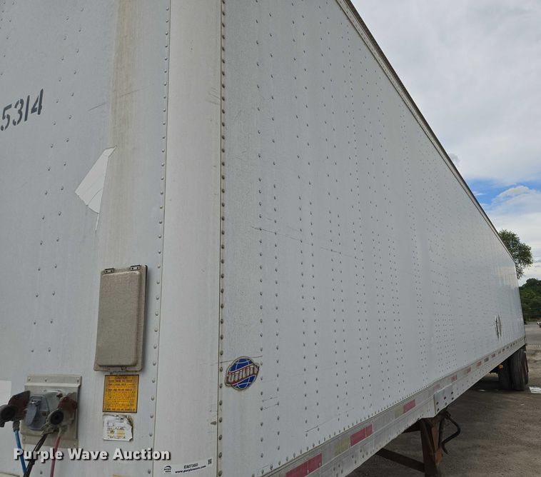 image for item EM7360 1997 Utility Trailer Manufacturer dry van trailer