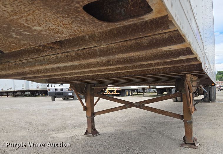 image for item EM7360 1997 Utility Trailer Manufacturer dry van trailer