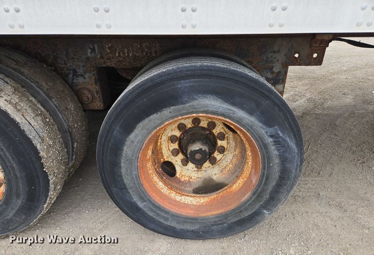 image for item EM7360 1997 Utility Trailer Manufacturer dry van trailer