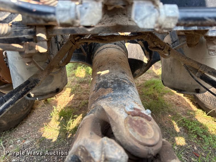 image for item EM8073 2012 Kenworth T660 semi truck