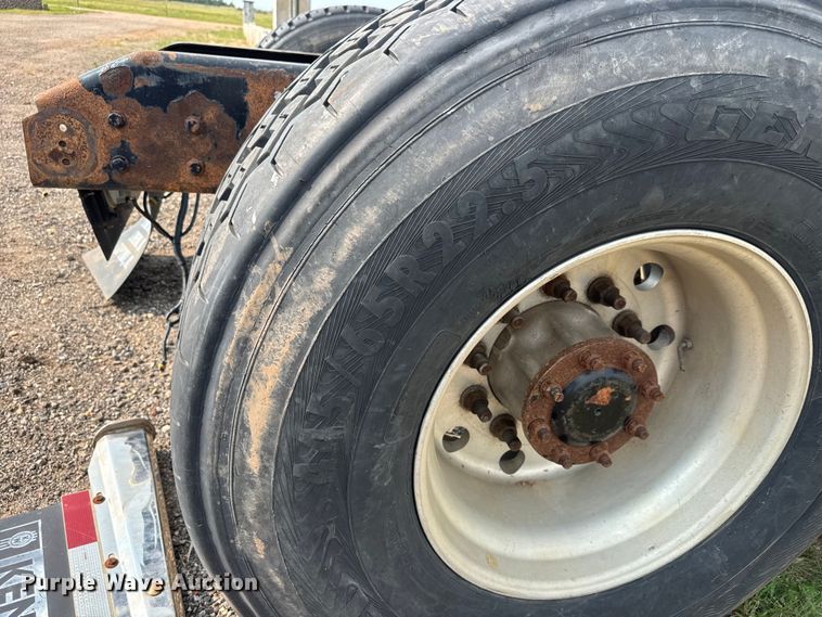 image for item EM8073 2012 Kenworth T660 semi truck