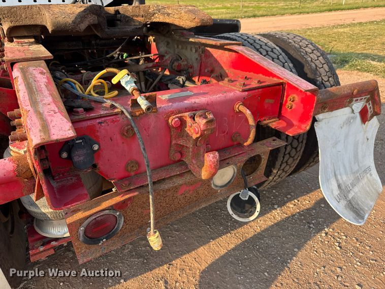 image for item EM8074 2000 Freightliner FL112 Columbia Century Class semi truck