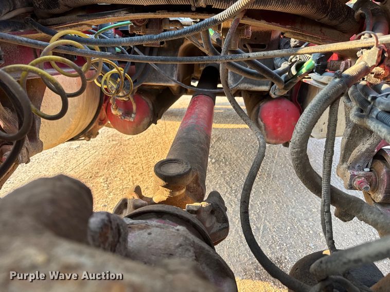 image for item EM8074 2000 Freightliner FL112 Columbia Century Class semi truck