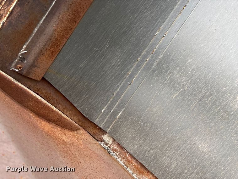 image for item EN5538 2015 Clement Starlight end dump trailer