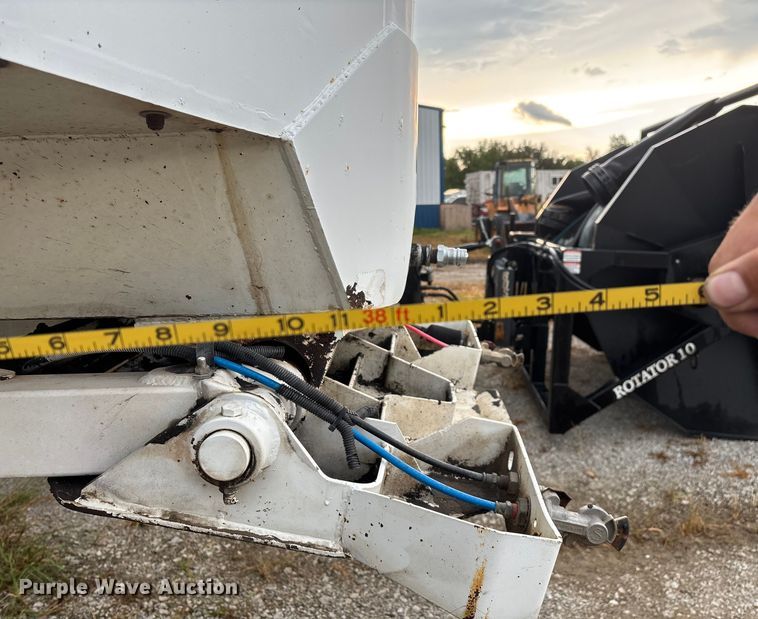 image for item EN5538 2015 Clement Starlight end dump trailer