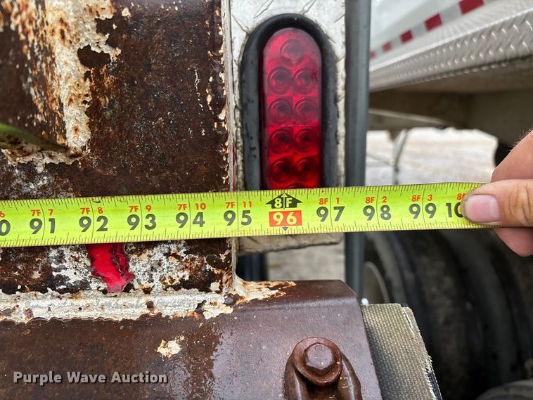 image for item EN5538 2015 Clement Starlight end dump trailer