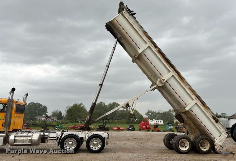 image for item EN5541 2017 Clement Starlite 35 end dump trailer