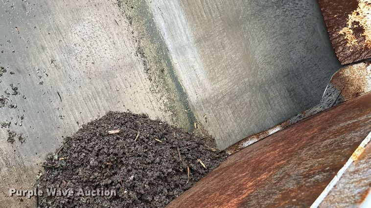 image for item EN5541 2017 Clement Starlite 35 end dump trailer