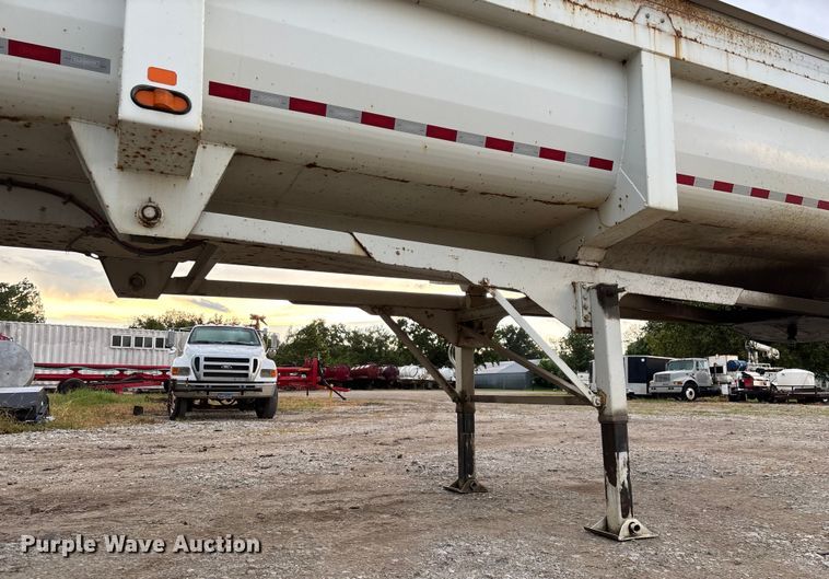 image for item EN5541 2017 Clement Starlite 35 end dump trailer