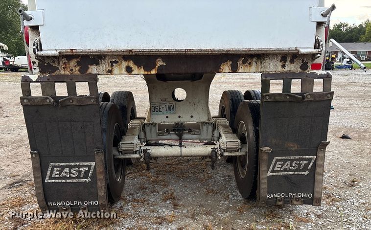 image for item EN5541 2017 Clement Starlite 35 end dump trailer