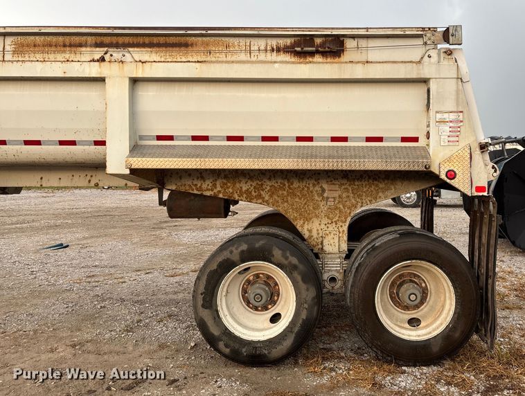 image for item EN5541 2017 Clement Starlite 35 end dump trailer