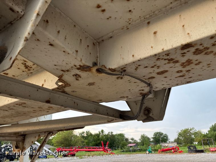 image for item EN5541 2017 Clement Starlite 35 end dump trailer