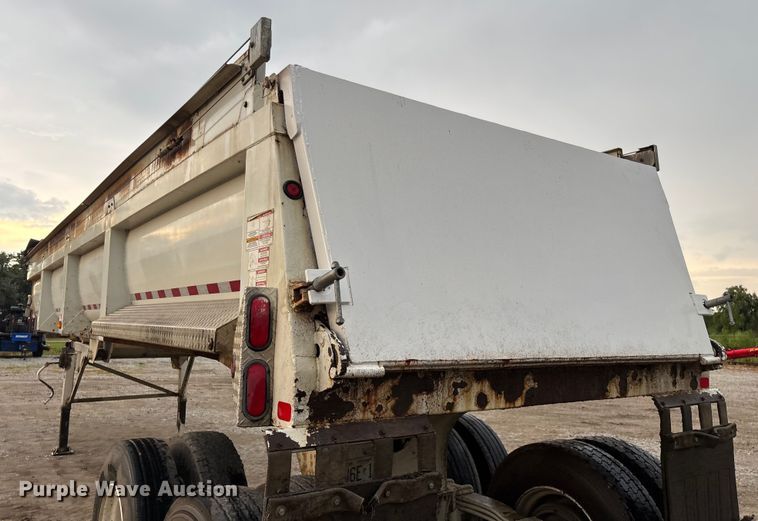 image for item EN5541 2017 Clement Starlite 35 end dump trailer