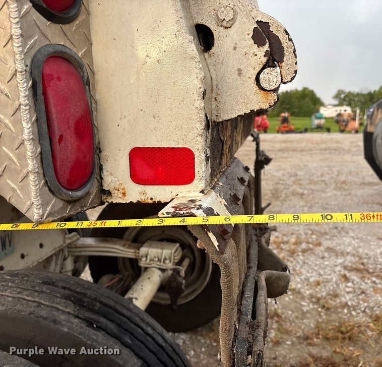 image for item EN5541 2017 Clement Starlite 35 end dump trailer