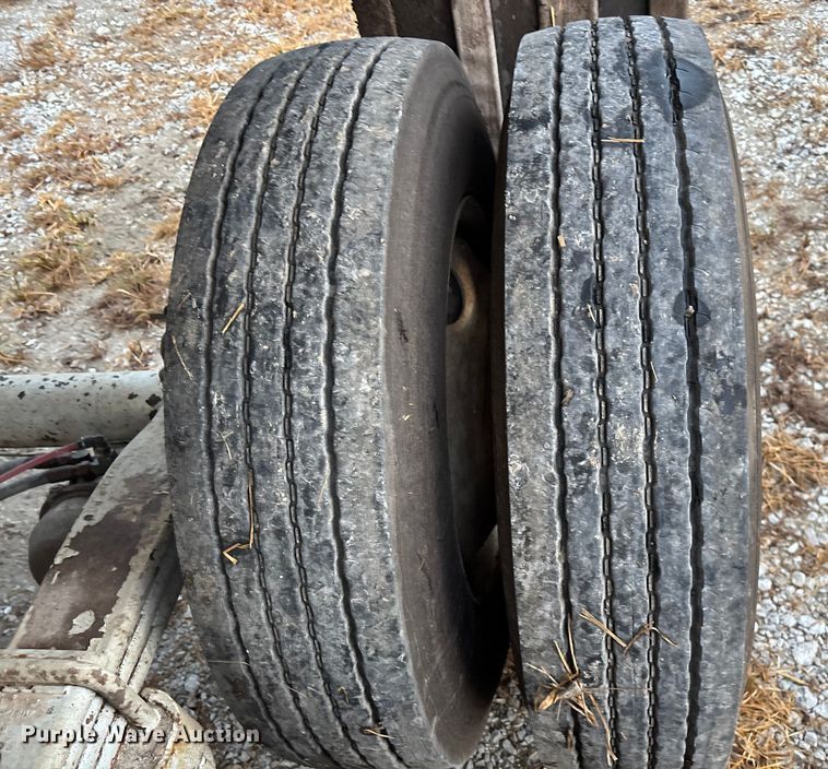 image for item EN5541 2017 Clement Starlite 35 end dump trailer