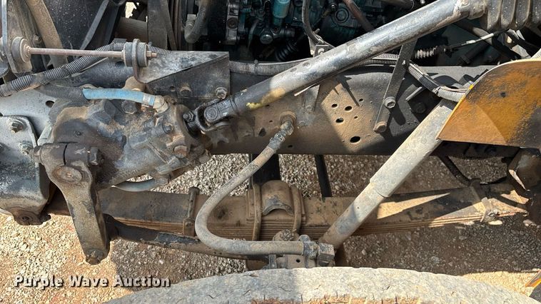 image for item EN5552 1992 International 4700 flatbed truck