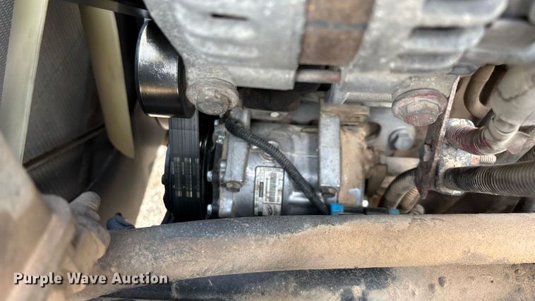 image for item EN5553 2007 Freightliner Columbia semi truck